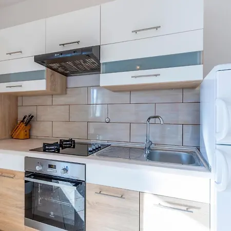 Appartamento Don Petra Katunarica Cr Kaštela