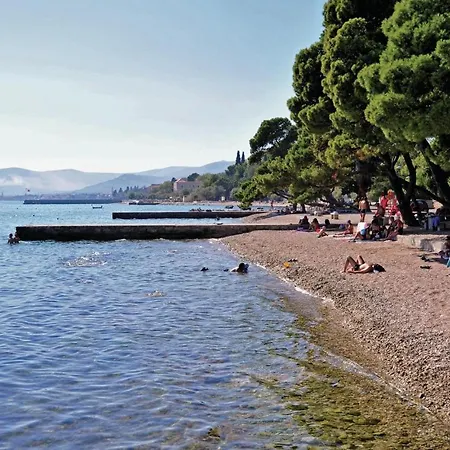 Appartamento Don Petra Katunarica Cr *