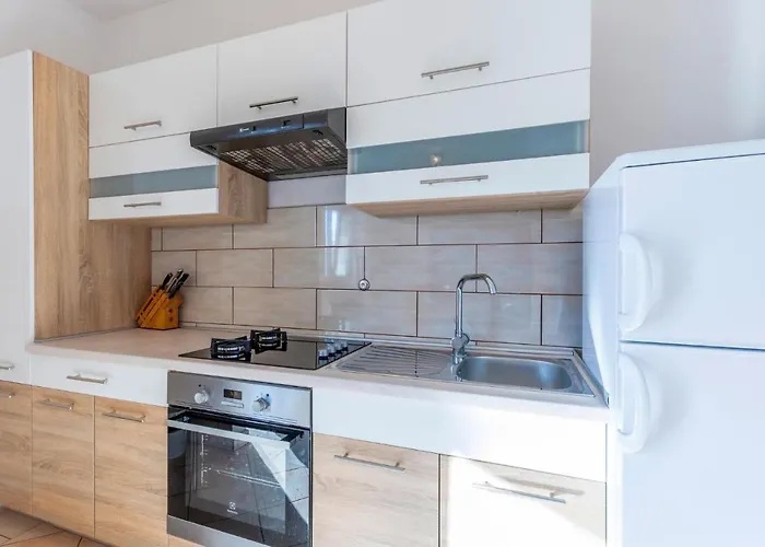 Appartamento Don Petra Katunarica Cr Kaštela