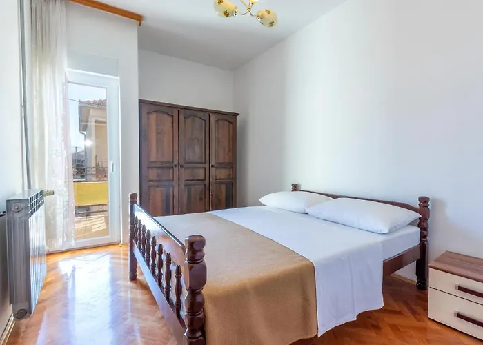 Don Petra Katunarica Cr *