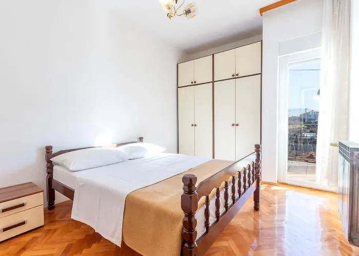 Appartamento Don Petra Katunarica Cr Kaštela